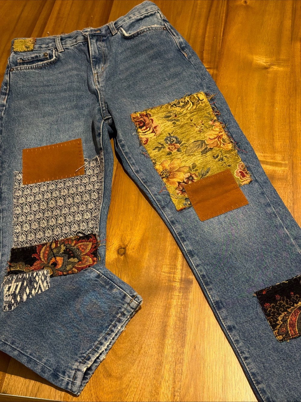 We The Free by Free People Poppy Patch High-Rise Straight Leg Jeans size 27